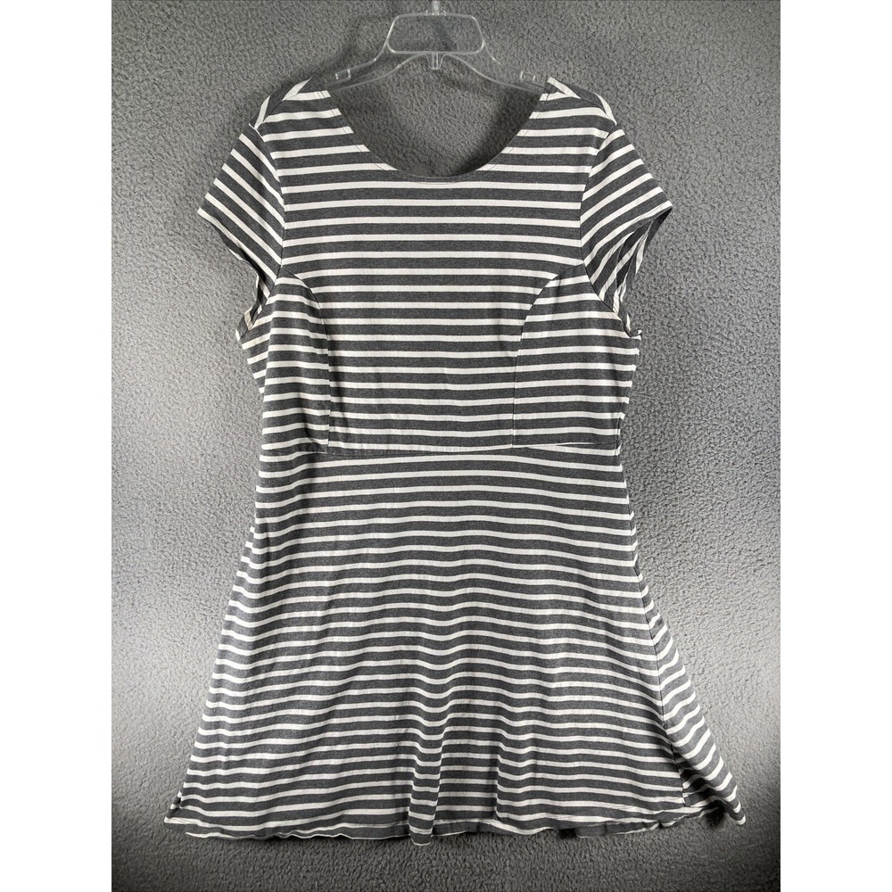 Old Navy Skater Dress Womens XXL Tall Grey White Striped Short Sleeve Scoop Neck